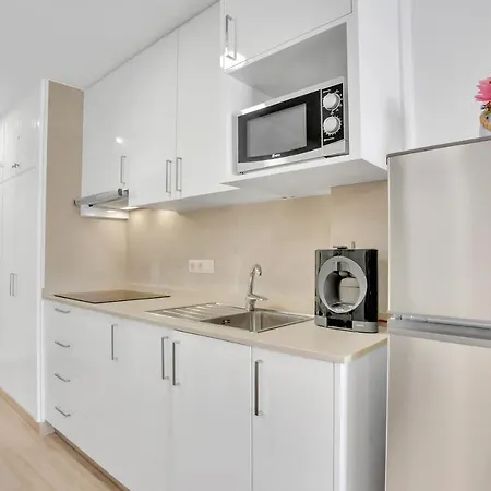 Апартаменты Bart 50 Meters From Playa Vistas
