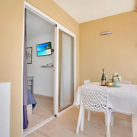 Bart 50 Meters From Playa Vistas Апартаменты Арона